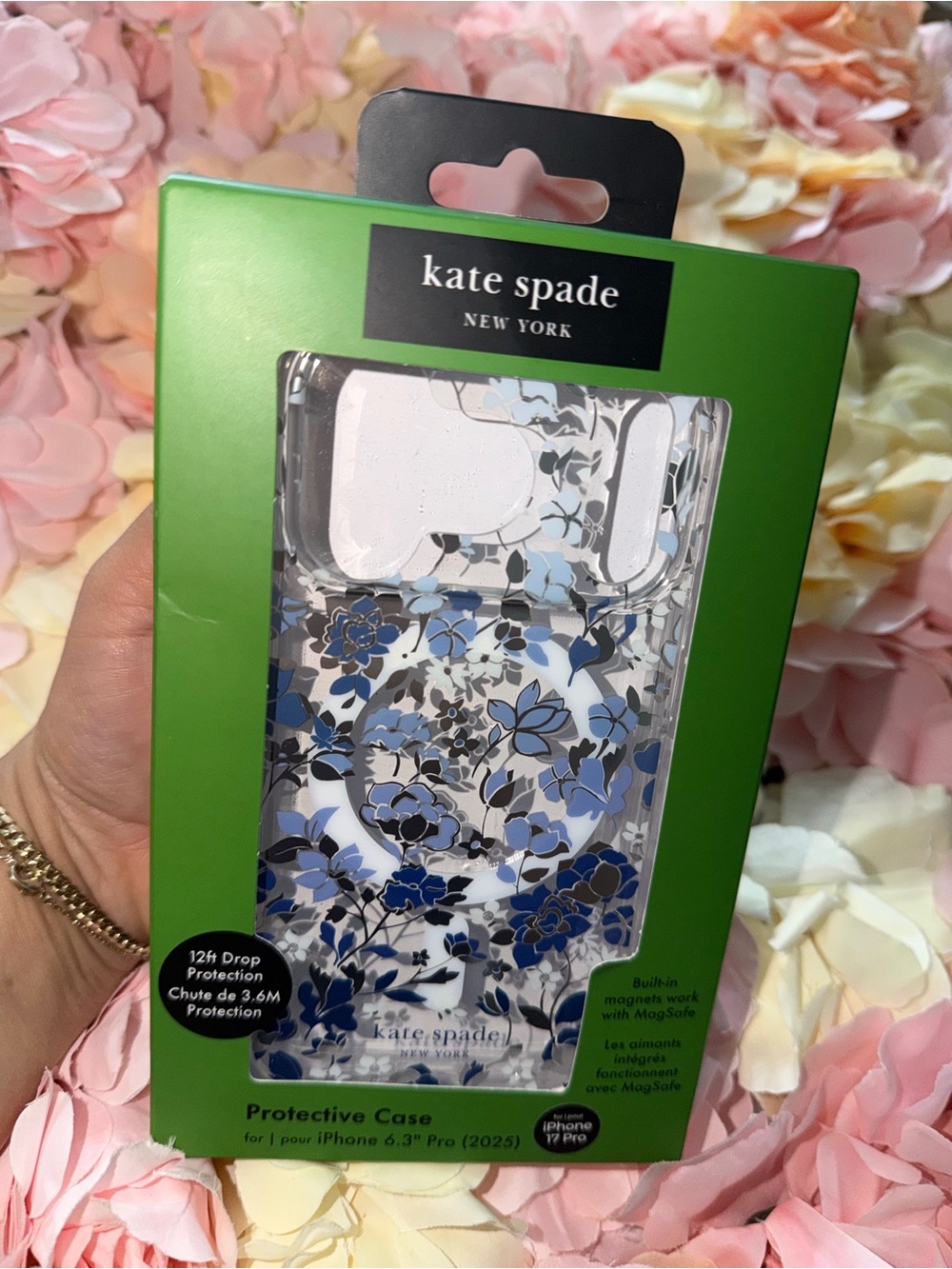 kate spade Blue & White Floral iPhone 17 Pro Case